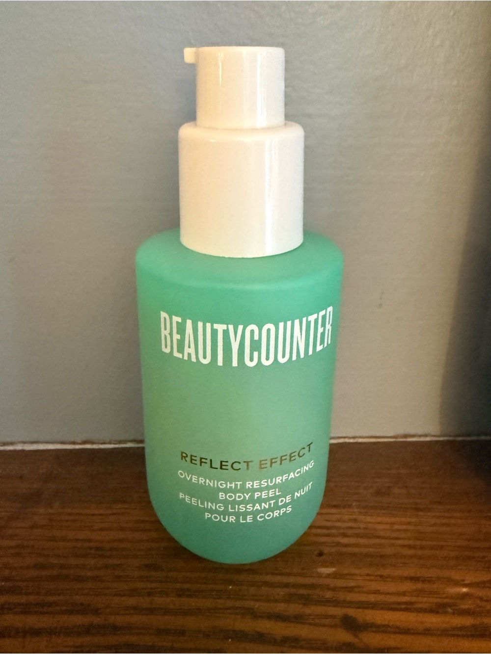 beautycounter Reflect Effect Overnight Body Peel 
New full bottle